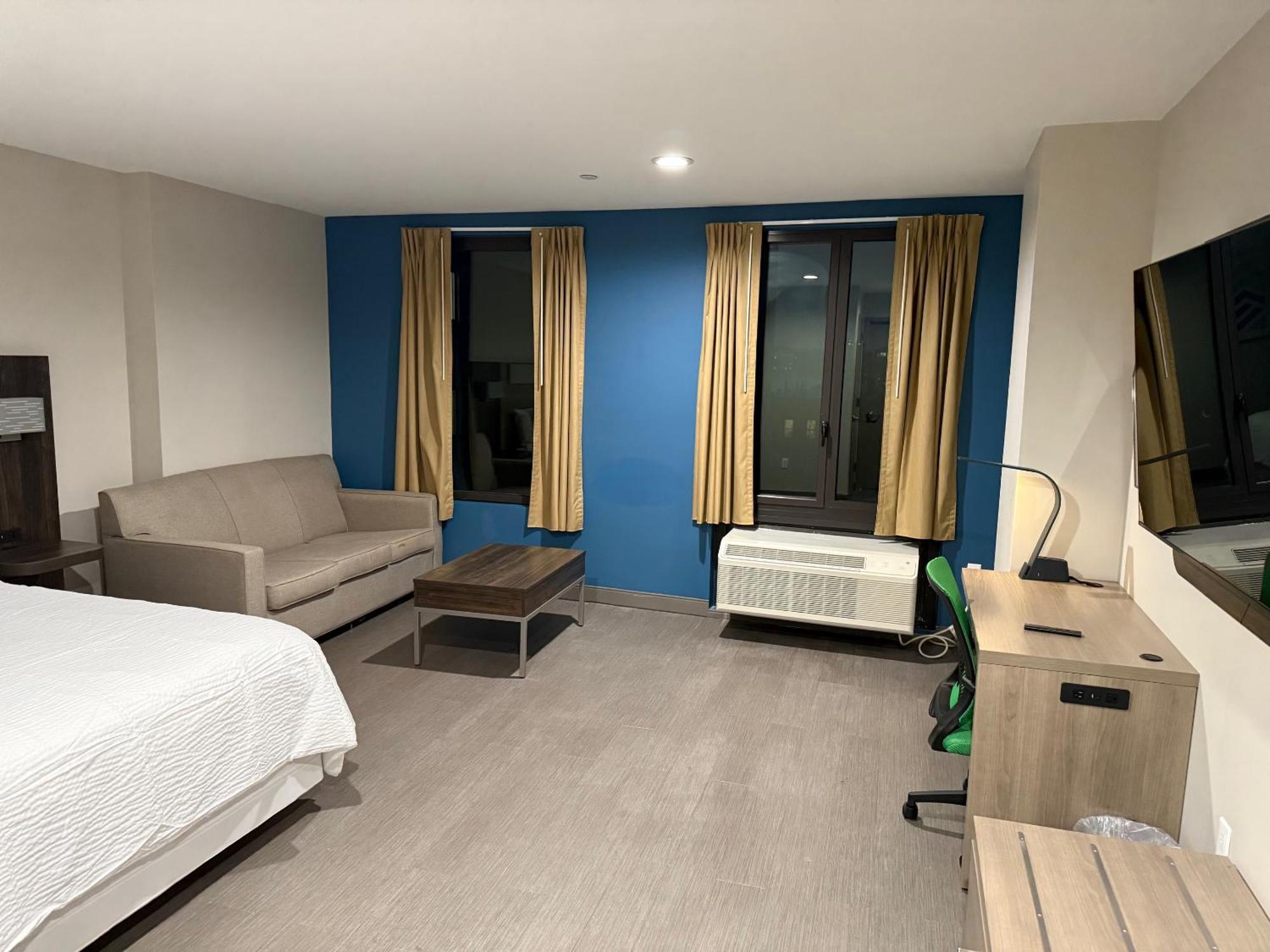 Holiday Inn Express & Suites نيو يورك المظهر الخارجي الصورة
