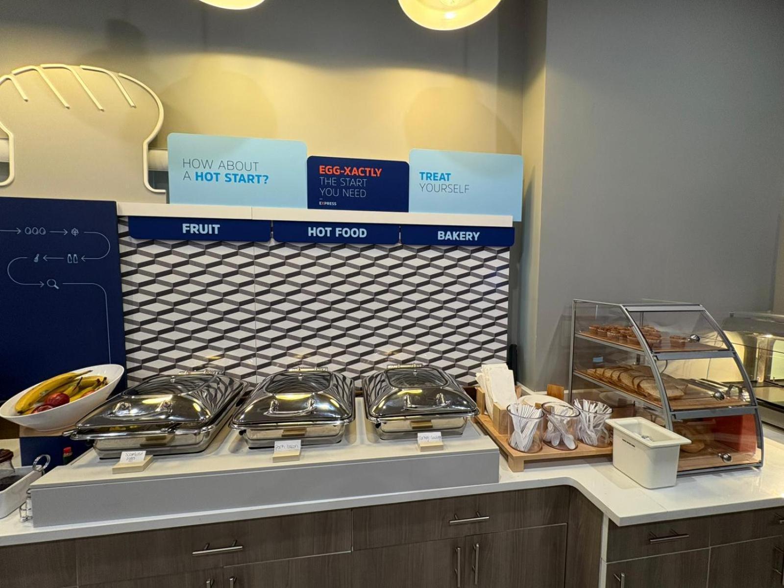 Holiday Inn Express & Suites نيو يورك المظهر الخارجي الصورة